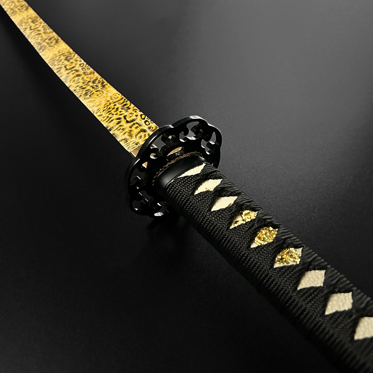 Musha "Hyoujin (豹刃)" Katana - Leopard-Print Samurai Sword