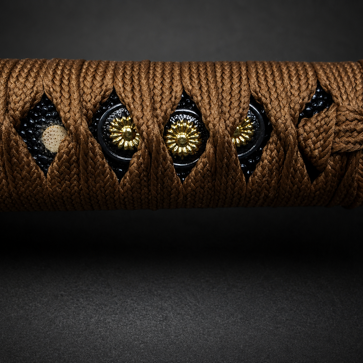 Musha Ceremonial Jintachi Katana (Gold)