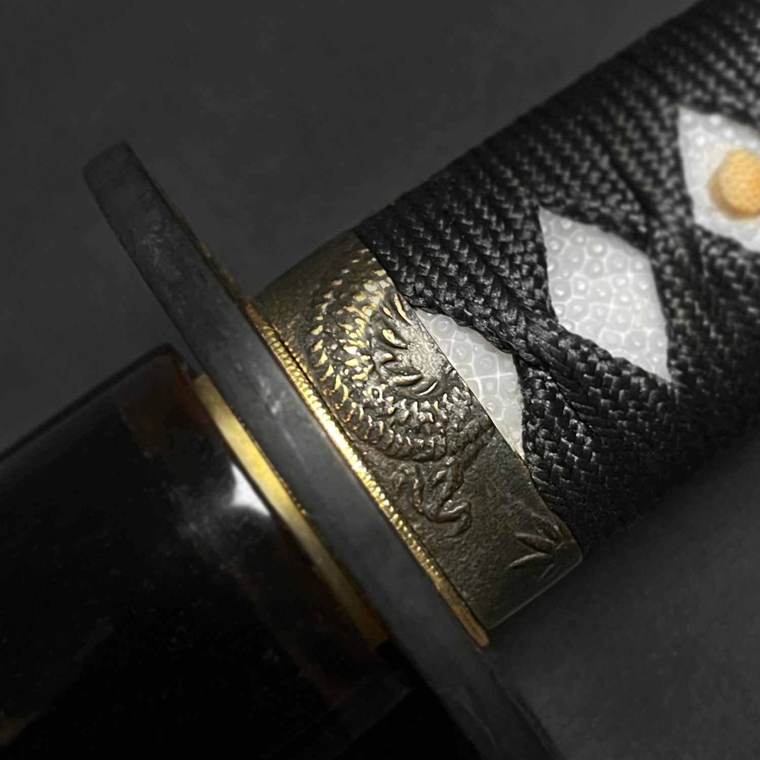 Purchase Musha Black Pearl Dragon Katana for Sale - Musashi Swords