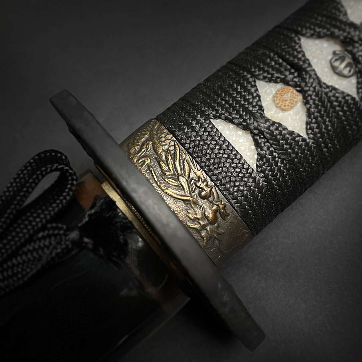 Purchase Musha Black Pearl Dragon Katana for Sale - Musashi Swords