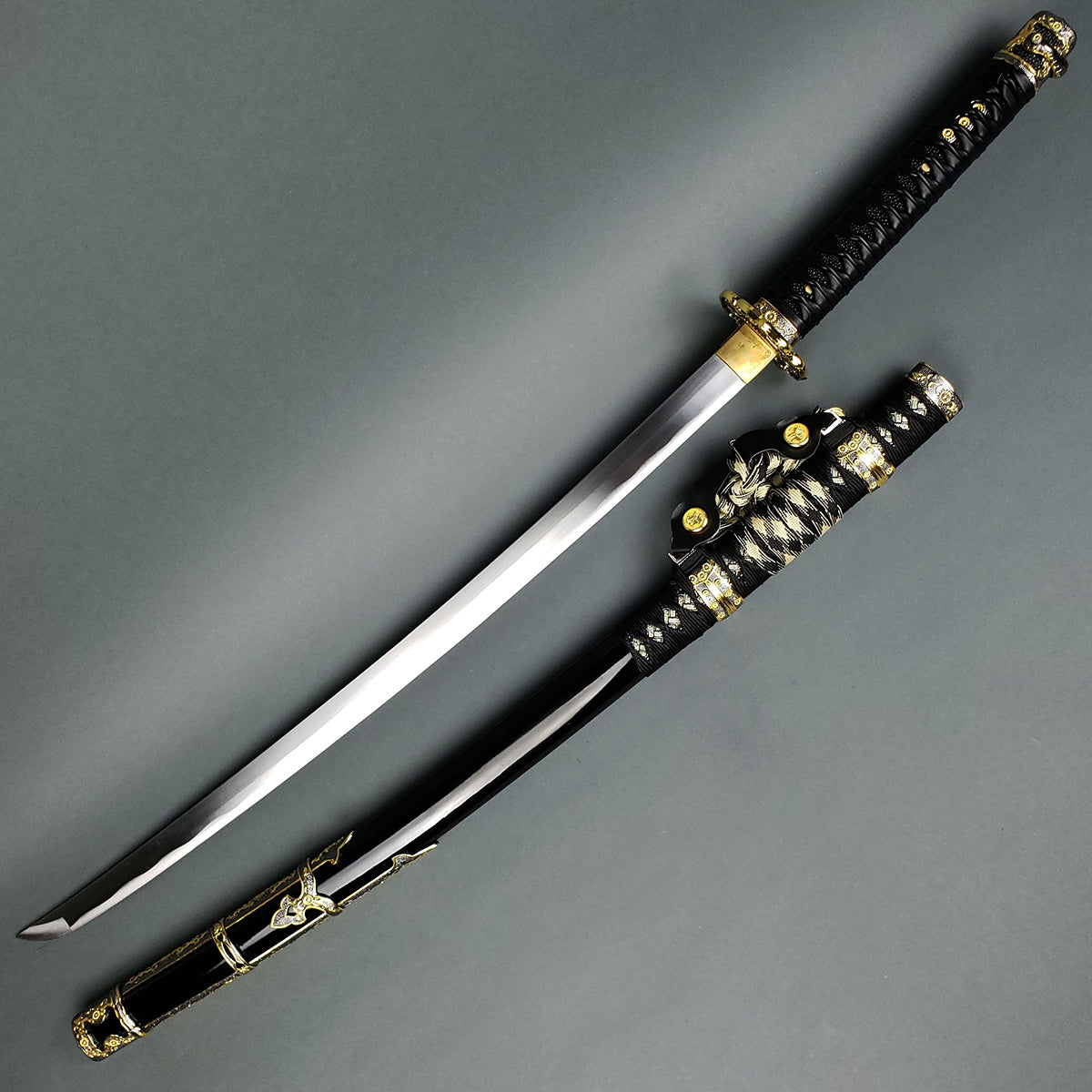 Jintachi Sword. Катана черного цвета. Катана BLACKPINK. Jintachi.